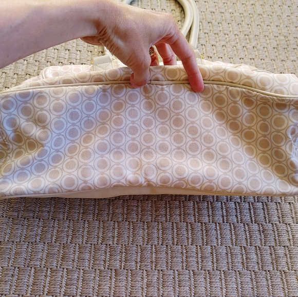 GUC Carters Diaper Bag Gender Neutral Beige White - Picture 3 of 12